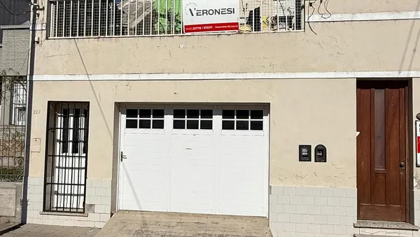 Casa en 25 de mayo al 200