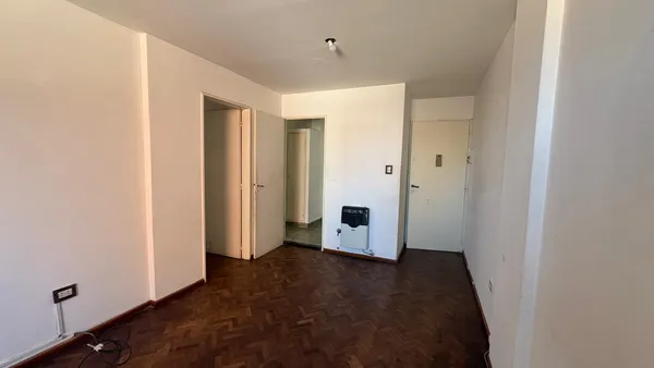 Departamento en Rioja al 2400