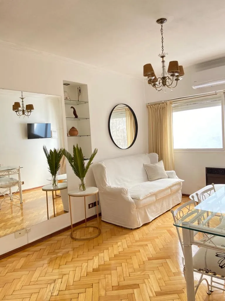 Departamento en Marcelo T Alvear al 2400