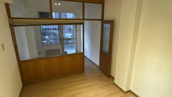 Local Comercial en Roca 100
