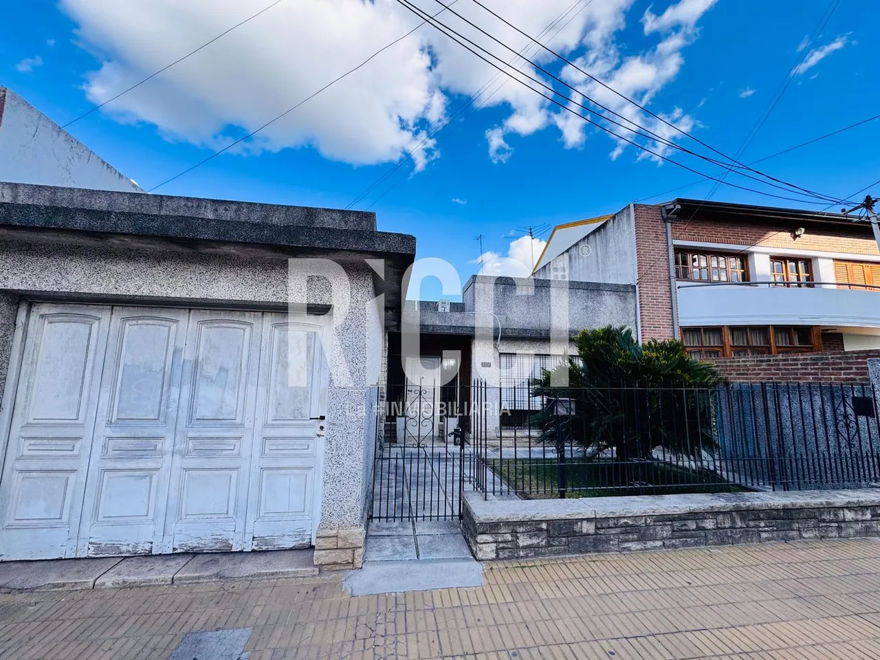 Casa en calle 10 al 4800