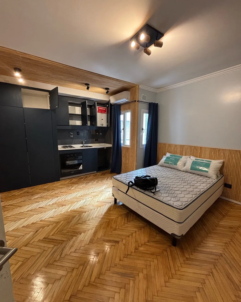Departamento en Thames al 2200