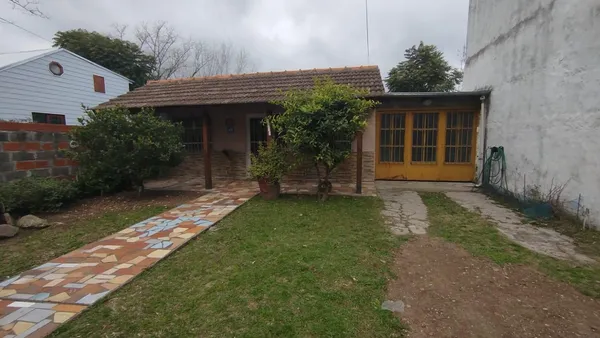 Casa en Alvarado al 2900