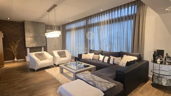 Casa en Av. Jorge Newbery al 5000