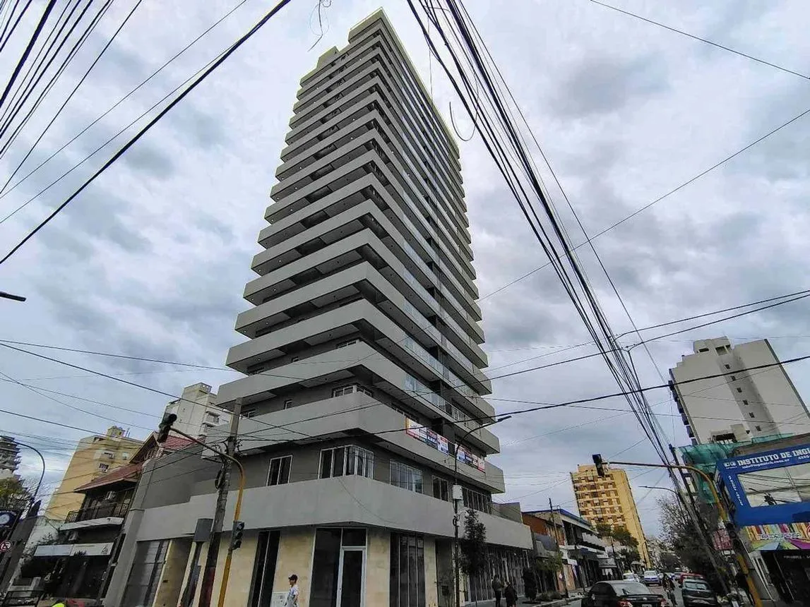 Local Comercial en Sarmiento 1506 L1