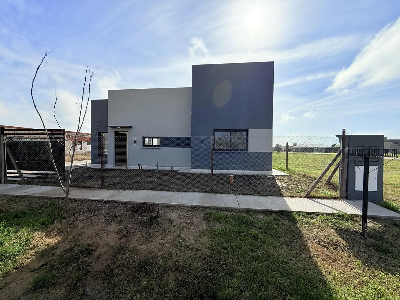 Casa en Alfonsin y Juan Domingo Peron