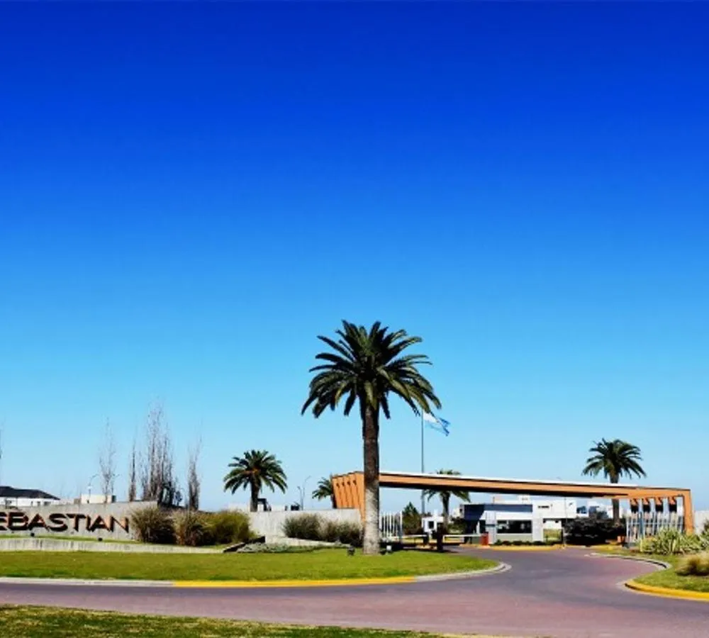 Terreno en Barrio Privado San Sebastián Lote 800 m2