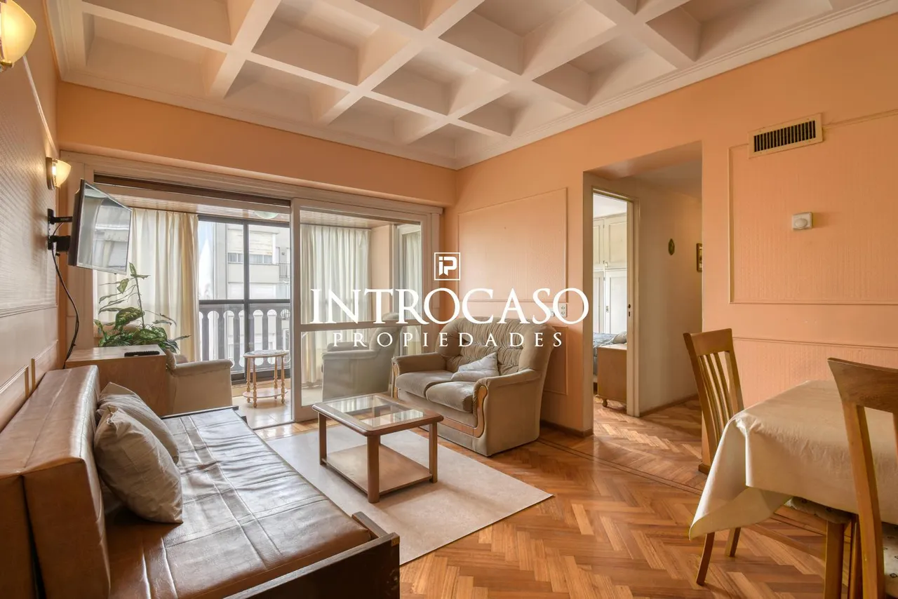 Departamento en San luis al 1700