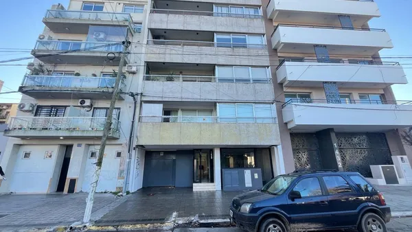 Departamento en 19 e/ 61 y 62 n 1428 Piso 5 Dpto C