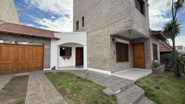 Casa en LA RIOJA al 1000