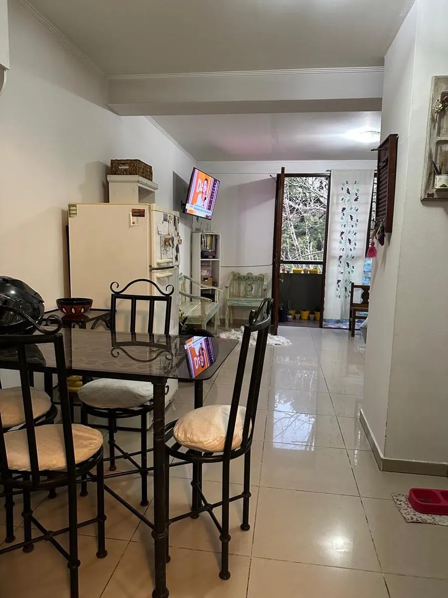 Departamento en San Martin y Thames