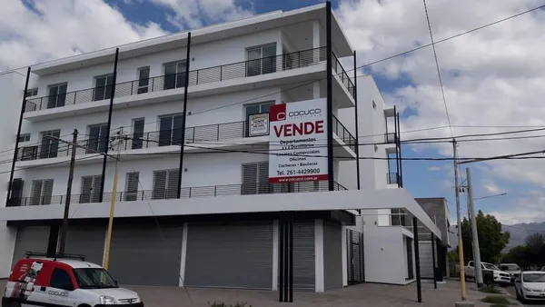 Departamento en Patricio esquina constitucion 5
