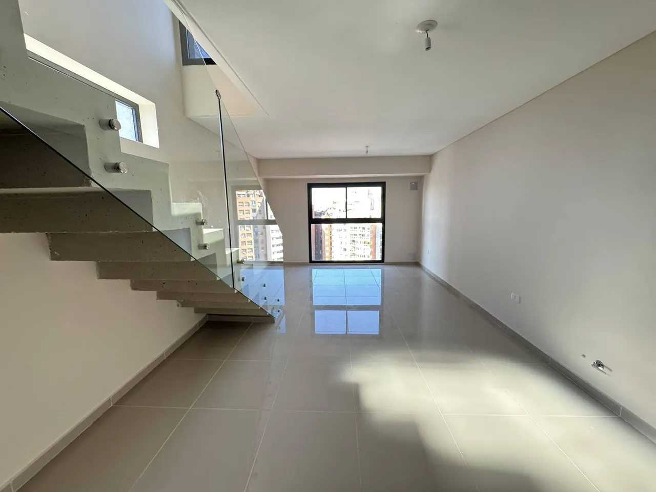 Departamento en TRANSITO CACERES AL 400