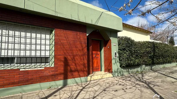 Casa en Miranda al 700