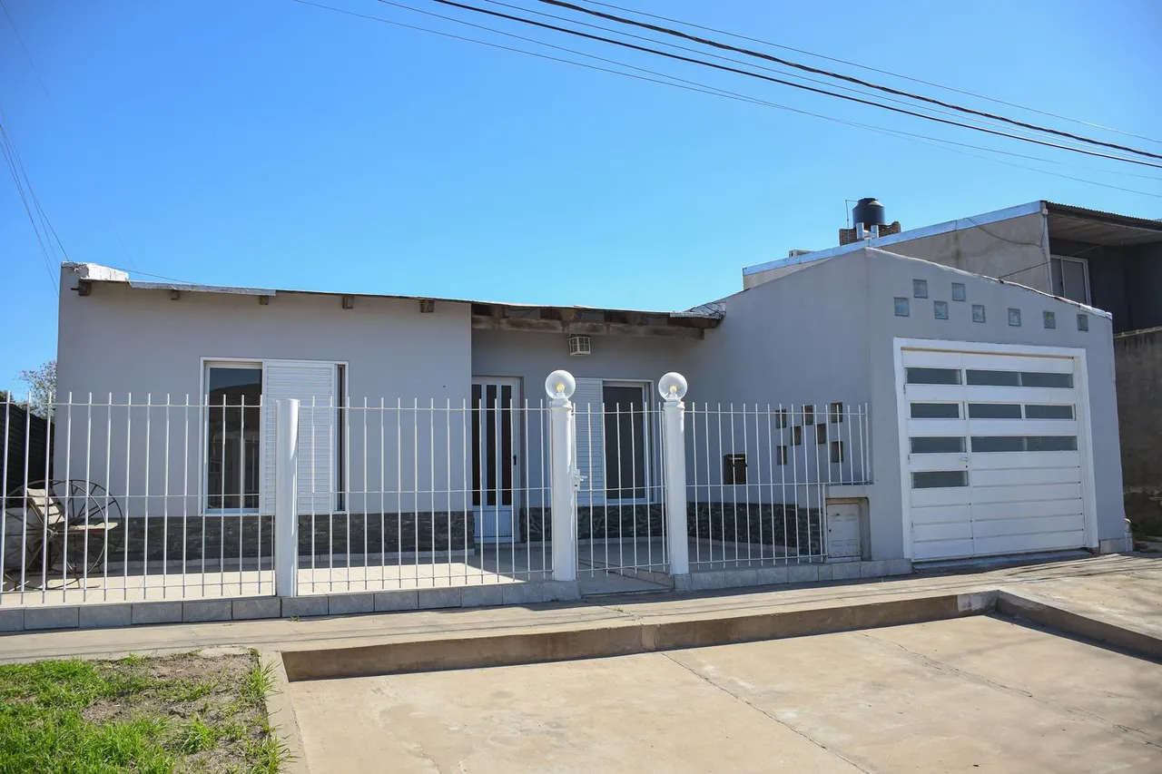 Casa en Cerrito al 1100