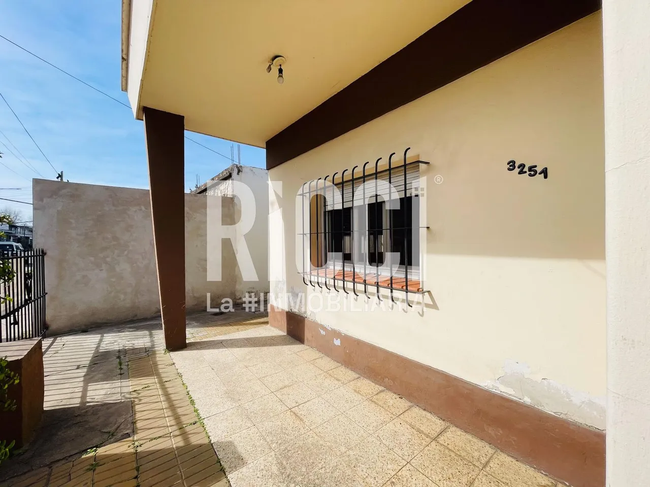 Casa en Av. Eva Peron al 3200