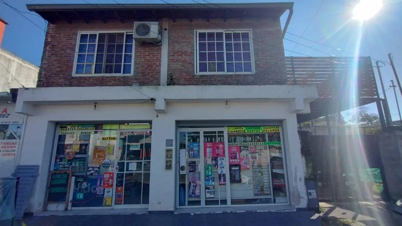 Casa en 3 Viviendas con 2 Negocios en Av. general belgrano al 1500 Don Torcuato
