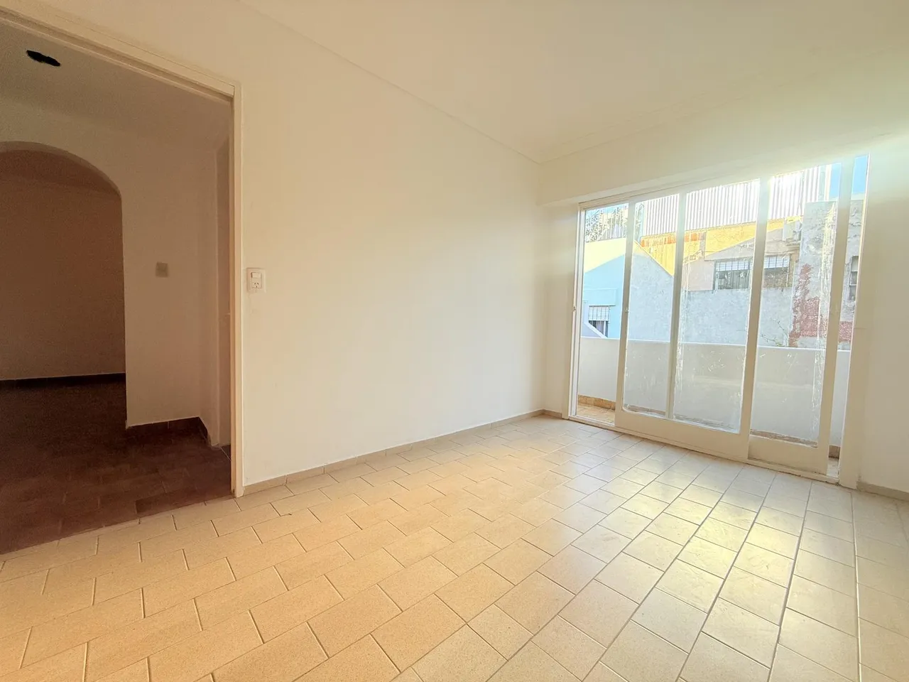 Departamento en BURELA al 2500