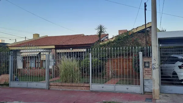 Casa en Manuel Quintana al 1300