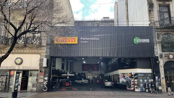 Edificio en rivadavia al 2000
