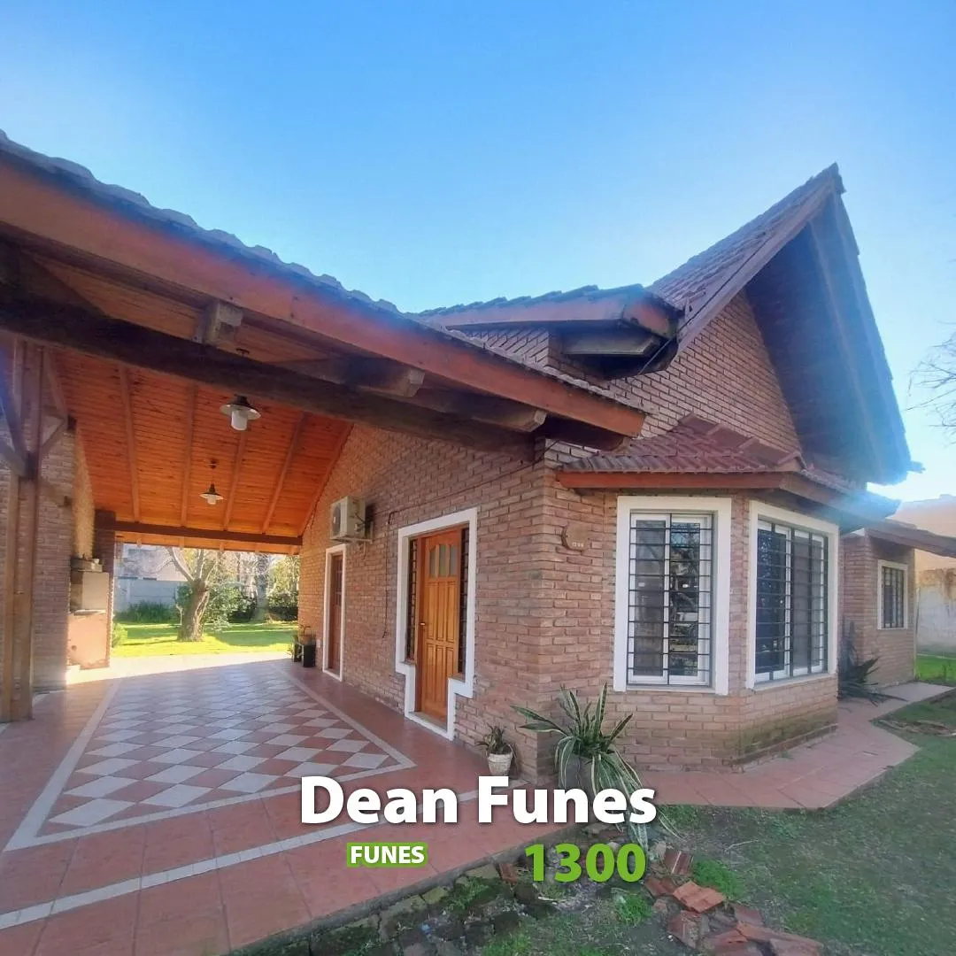 Casa en DEAN FUNES al 1300