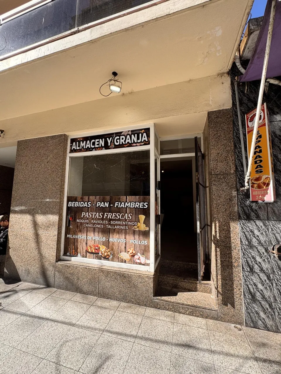 Local Comercial en Las Heras al 2400