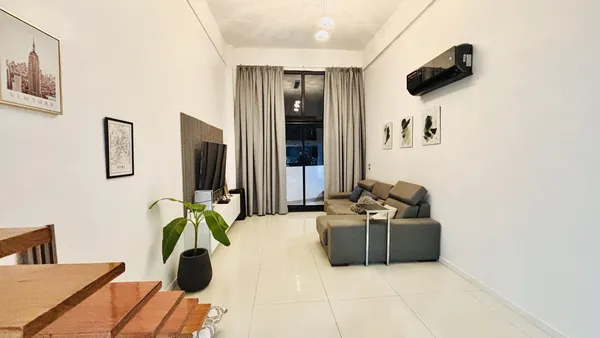 Departamento en Zelarrayan al 1600