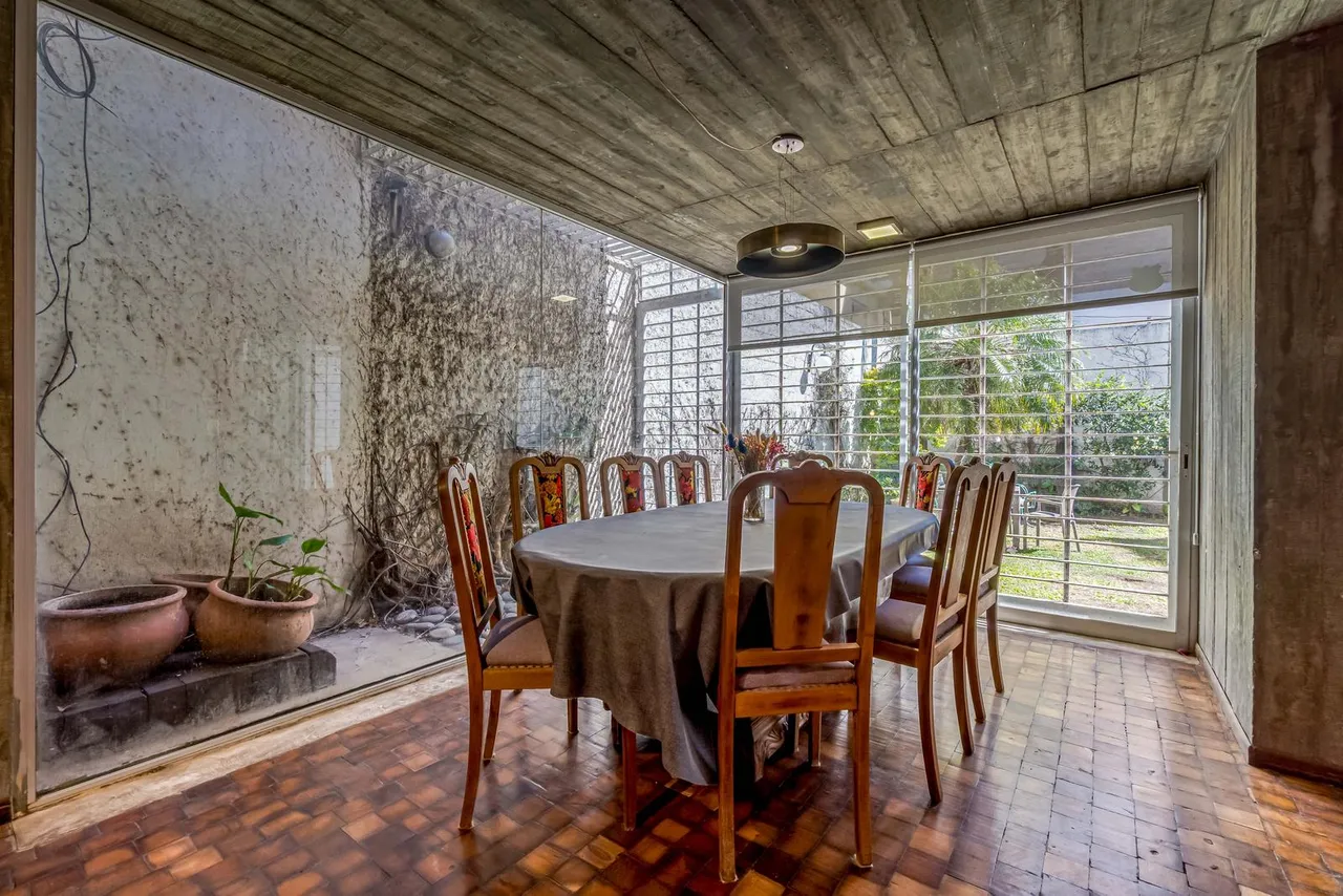 Casa en Constitución al 1300