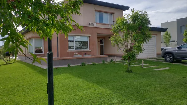 Casa en Barrio La Zagala , Neuquén