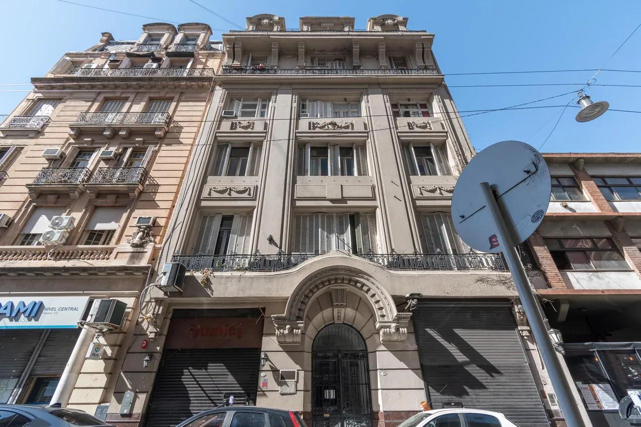 Departamento en Piedras 100