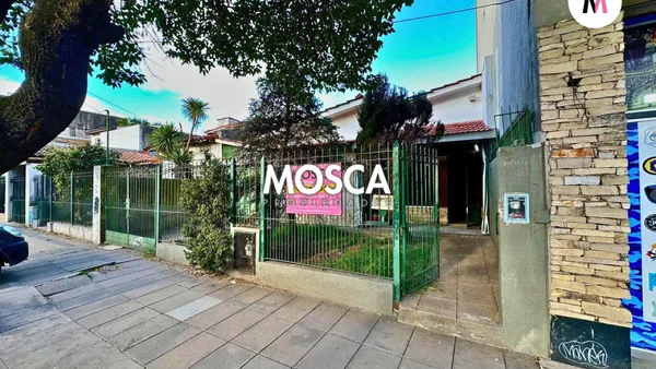 Casa en Dr Asconape al 200