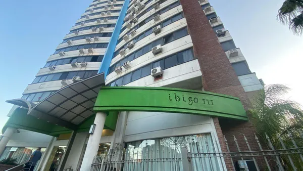 Departamento en Maestro Angel D'elia al 800