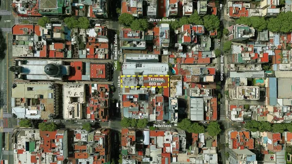 Terreno en Ramón Falcón e/ Rivera Indarte y Pedernera n 2460