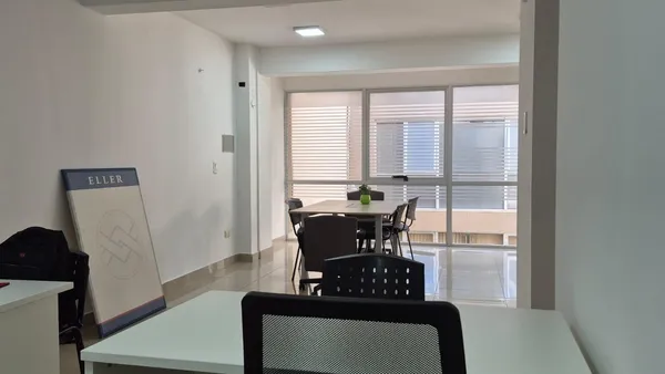 Oficina en San Martín al 900