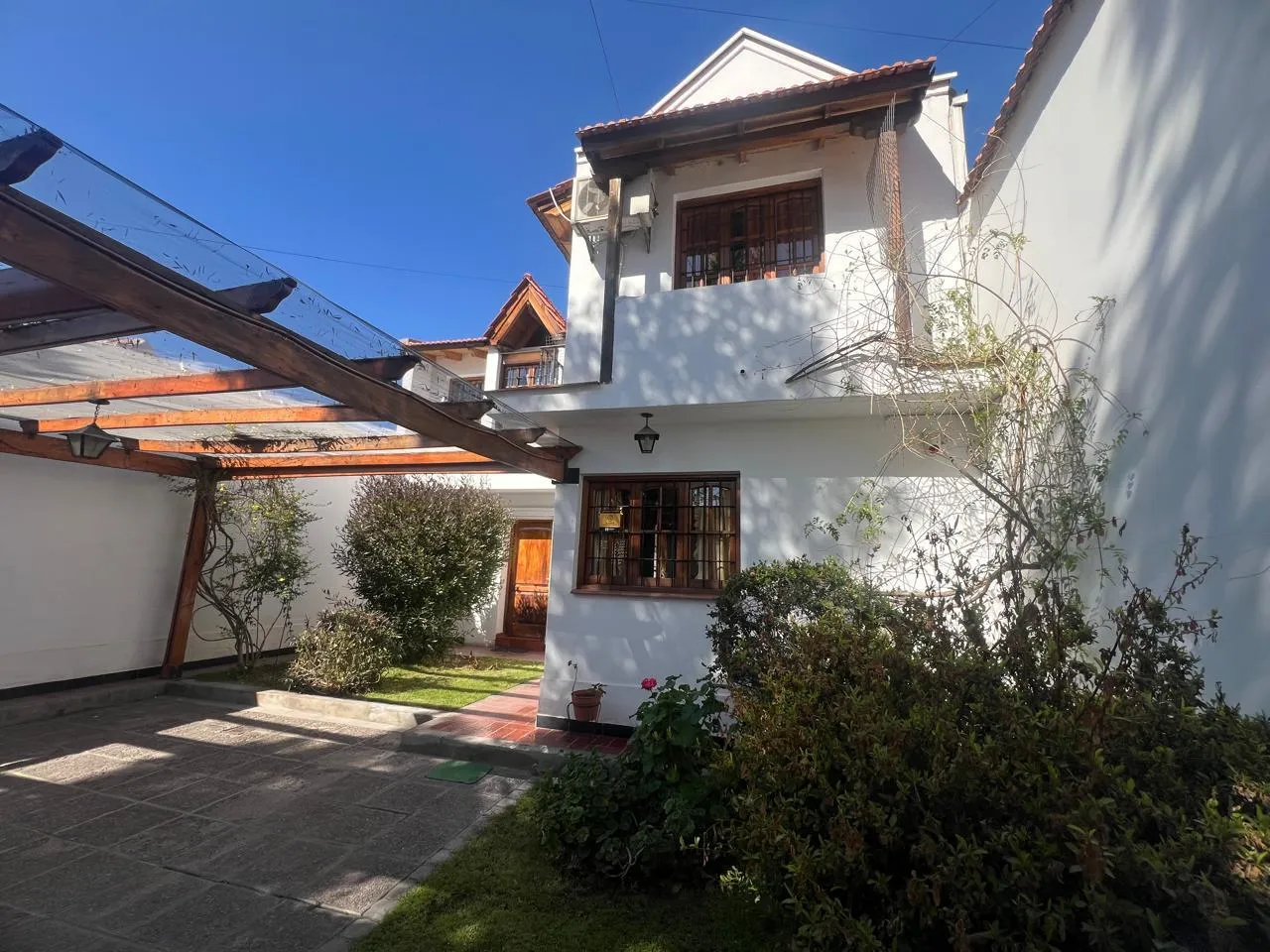 Casa en Joaquin V Gonzalez al 500