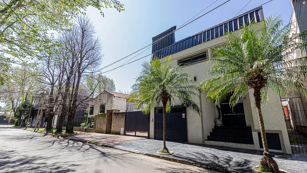 Departamento en Alsina al 600