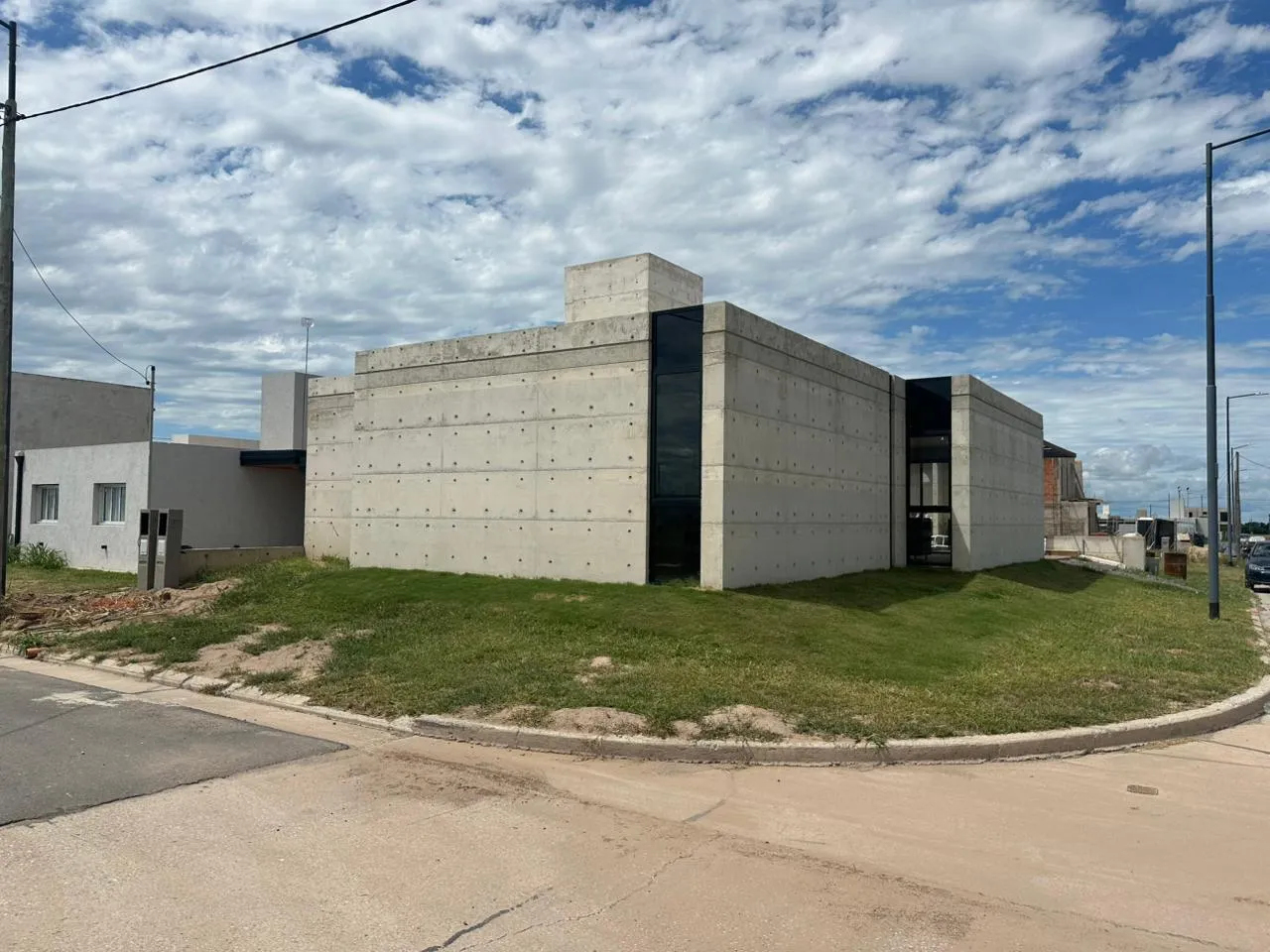 Casa en CASA EN VENTA DE HORMIGON EN CUESTAS DE MANANTIALES
