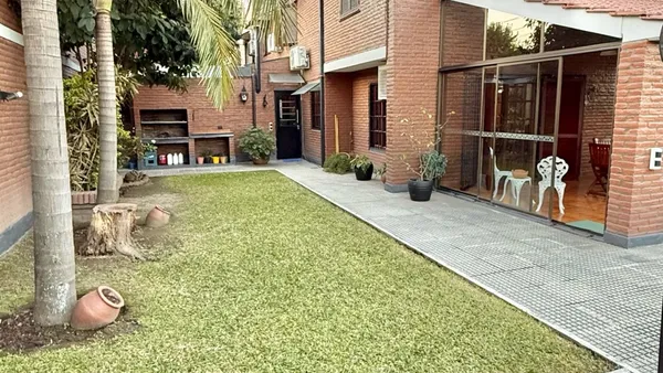 Casa en San Juan al 4600