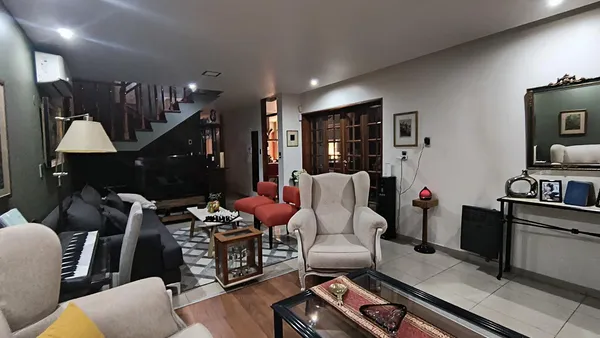 Casa en Huarpes entre O.V Andrade y Luzuriaga