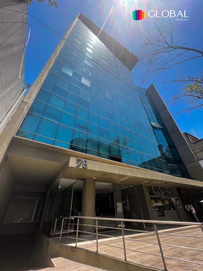 Oficina en Salta 78 piso 12