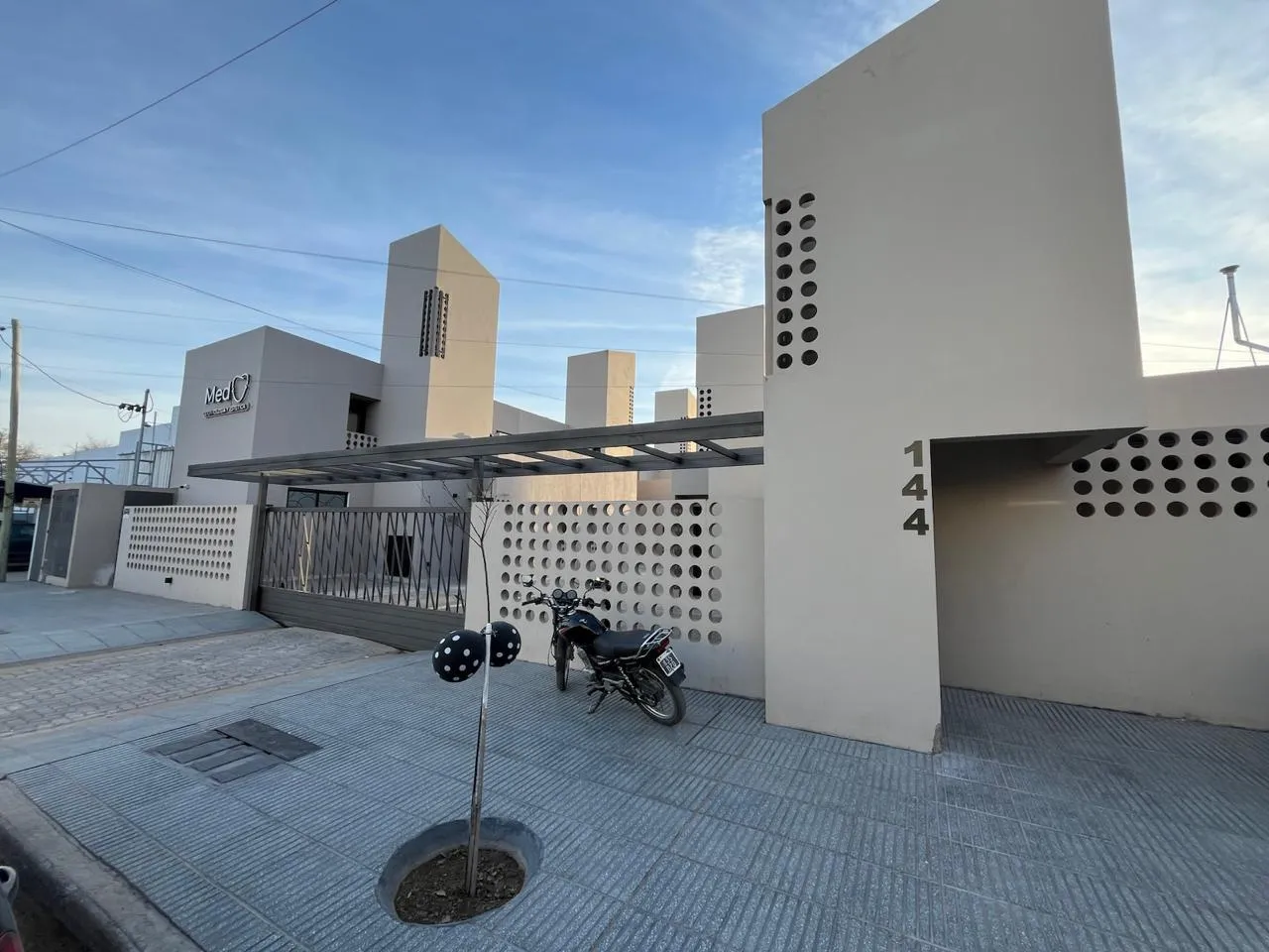 Departamento en Emilio Nuñez al 100