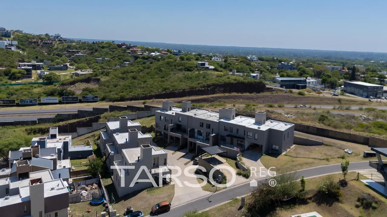 Casa en Avenida Ejercito Argentino 317