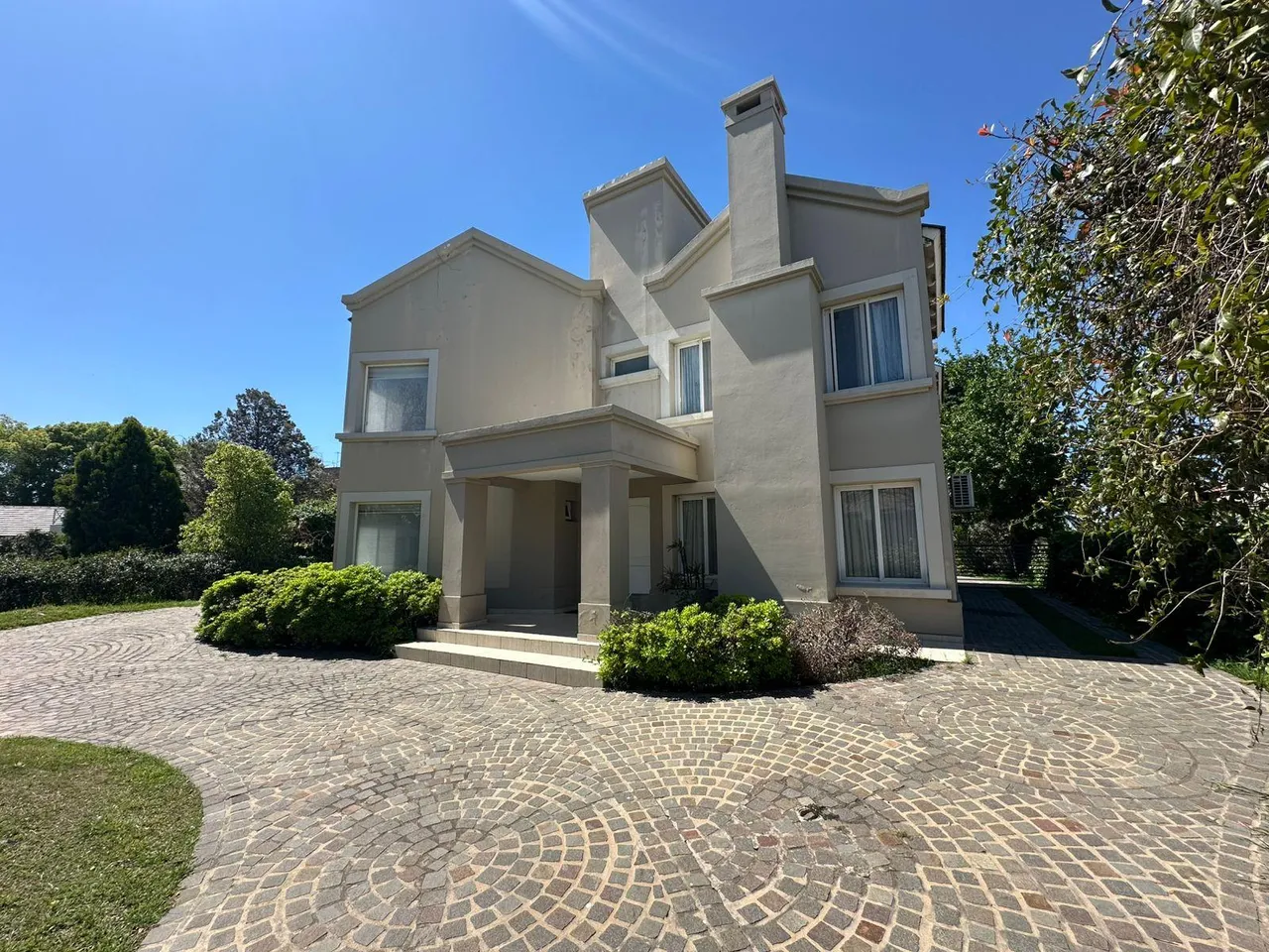 Casa en COUNTRY JOCKEY CLUB MZ 36