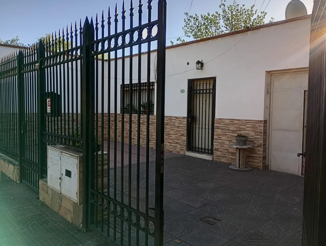 Casa en Victoria y Godoy Cruz al 1300