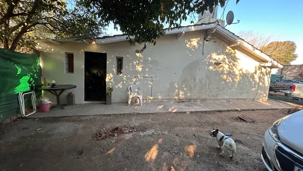 Casa en Carlos Pellegrini esquina san martin