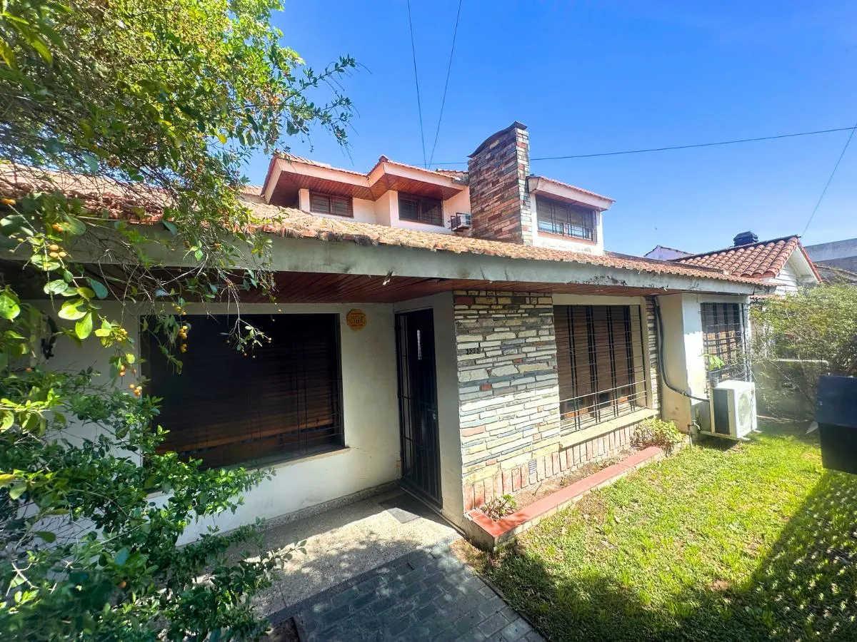Casa en Castelli al 1200