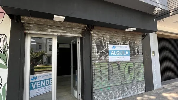 Local Comercial en 19 y 56