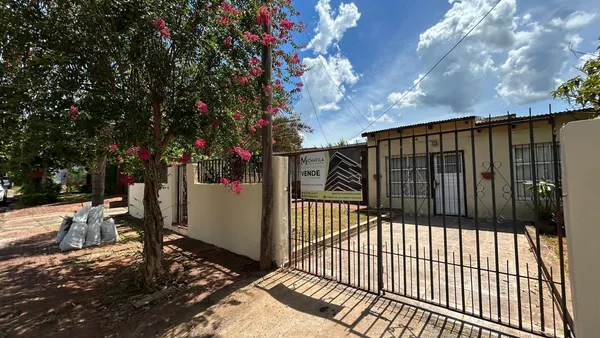Casa en Gómez Portiño al 2400