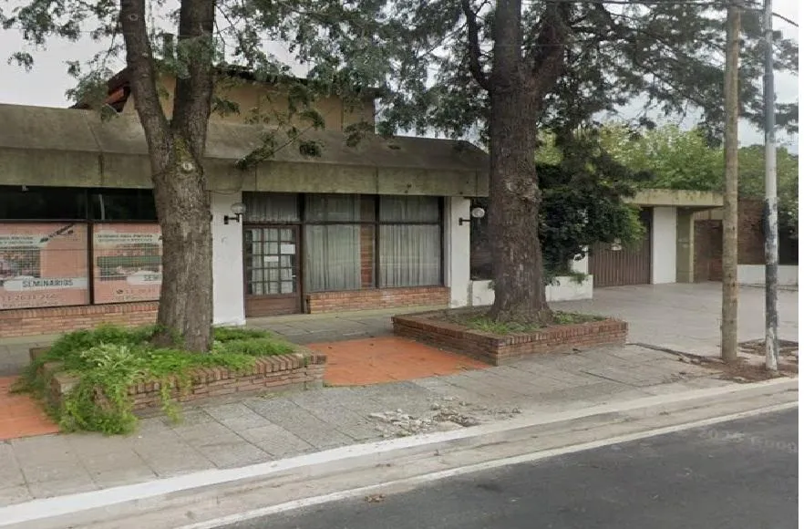 Local Comercial en Hipólito Yrigoyen al 200