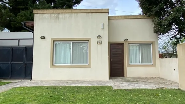 Casa en Gral Madariaga VENTA Calle 2 al 2100
